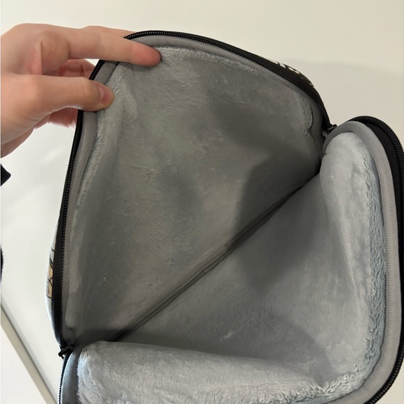 Butterfly Print Laptop Sleeve - Picture 2 of 2